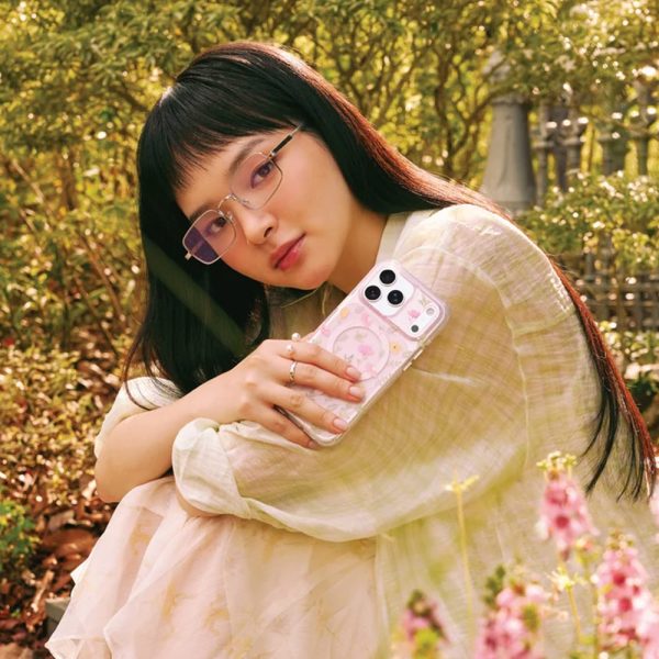 Coehl EVIE MagClick Magnetic Charging Case with Camera Control Button for iPhone 18 Pro - Pink Blossom